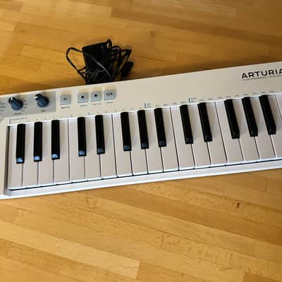 Arturia KeyStep 32-Key MIDI Controller 2017 - 2025 - White image 1