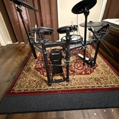 Roland TD-17KV2 gen 2 V-Drum Kit with Mesh Pads 2025- Black