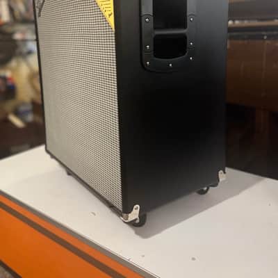 Fender Rumble 410 V3 500-Watt 4x10" Bass Speaker Cabinet 2015 - Present - Black image 4