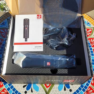 sE Electronics sE2200 Large Diaphragm Cardioid Condenser Microphone with Shock Mount and Pop Filter! **FREE SHIPPING!** image 2