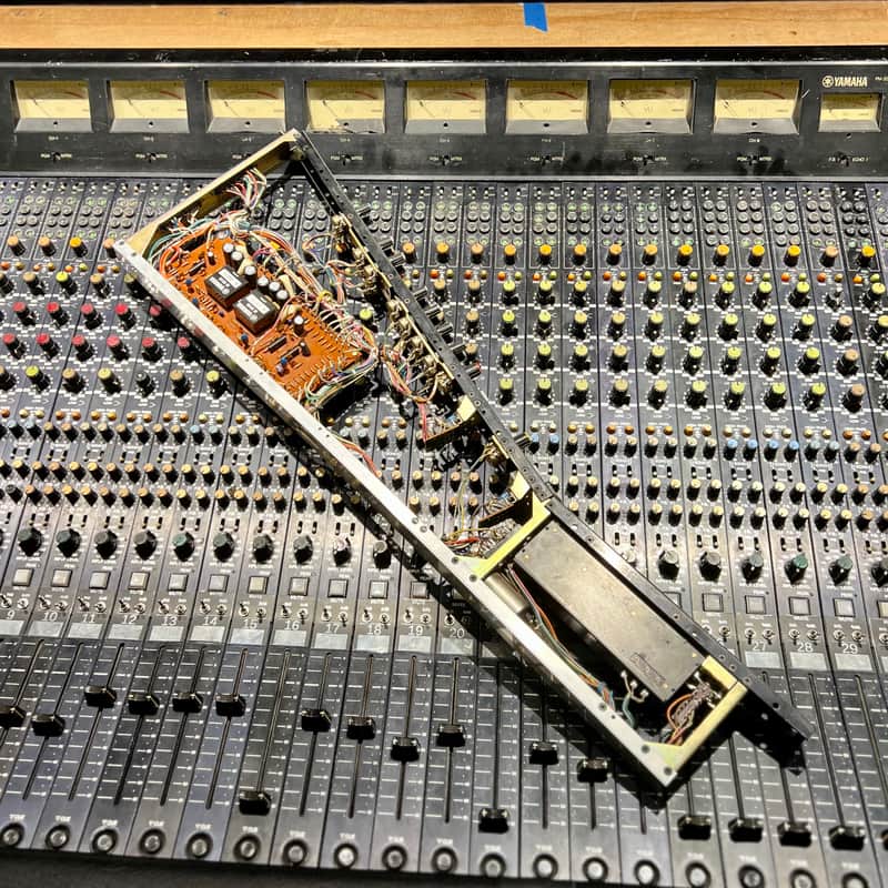 1970 Yamaha PM-2000 master module Japa-Neve