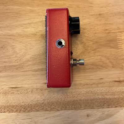 MXR M102 Dyna Comp 1995 - Present - Red image 4