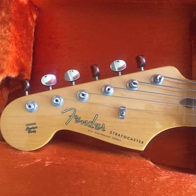 Fender American Vintage 57' reissue Stratocaster left hand image 3