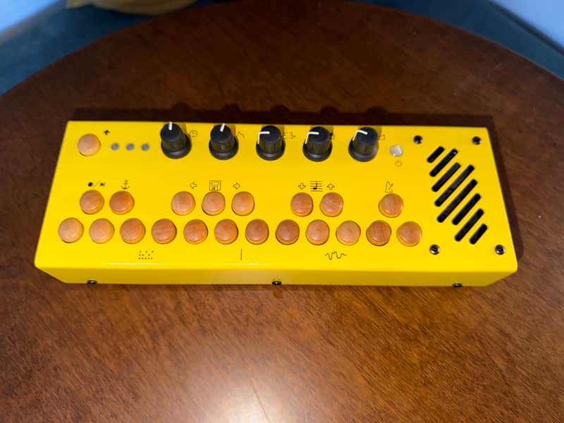 Critter & Guitari 201 pocket piano 2023 Yellow | Reverb