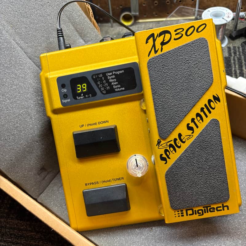 DigiTech "XP-ALL" Space Station 4in1 XP100 Whammy/Wah XP200 Modulator XP300 Space-Station XP400 Reverberator image 1