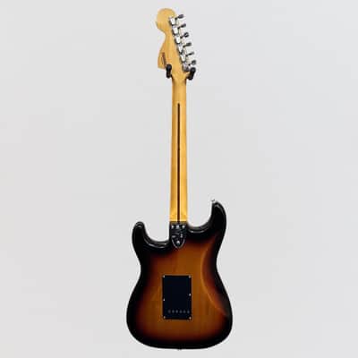 Fender Vintera II 70's Stratocaster Electric Guitar - Sunburst image 9
