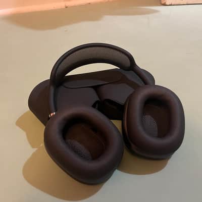 Apple AirPods Max USBC image 3