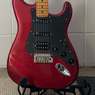 Fender American Ultra II Stratocaster HSS with Maple Fretboard 2024 - Present - Sinister Red image 13