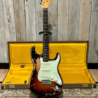 New Fender Mike McCready Signature Stratocaster - 3-Color Sunburst Relic, Support Small Business and Shop Here! image 17