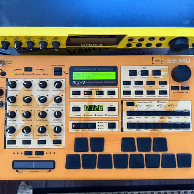 E-MU Systems XL7 AND Orbit 3 2001 - Yellow image 5