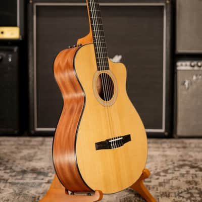 Taylor 112ce-N Nylon Grand Concert Acoustic/Electric Guitar with Gig Bag image 14