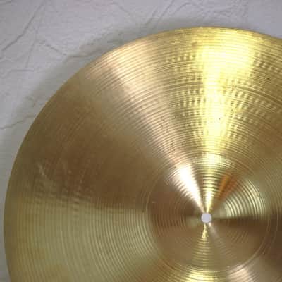 ZILDJIAN Zildjian 18 Medium Ride Zildjian 18-inch Medium Ride (07/27) image 7