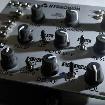 Rare Waves Hydronium Eurorack - Silver image 3
