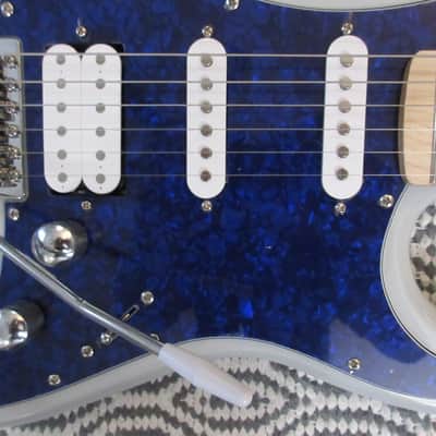 ~Cashified~ Kramer Strat-Style Pewter Rock 'n' Roller image 3