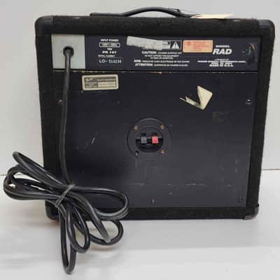 Fender R.A.D. 20-Watt 1x8" Guitar Practice Amp 1990 - 1996 - Carpet image 2