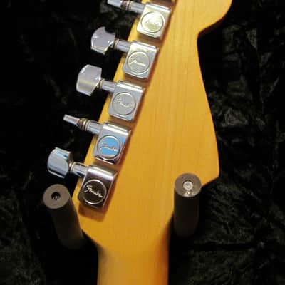 Fender Standard Stratocaster Left-Handed Brown Sunburst image 6