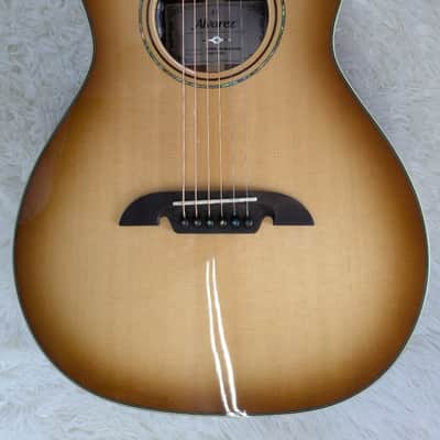 Alvarez MP60e Shadowburst Masterworks Acoustic Electric All Solid Parlor Guitar image 8