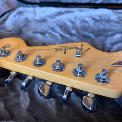 Fender American Professional II Stratocaster with Rosewood Fretboard 2025 - Roasted Pine image 5