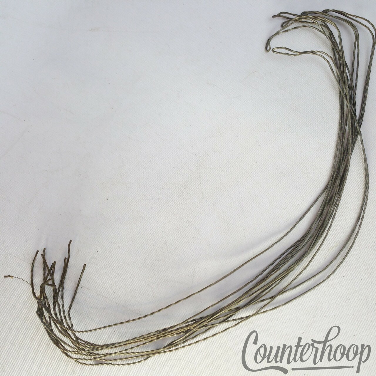 Leedy 15" 12-Strand Snare Drum Coiled Metal/Cloth 19" Wires Vintage 10s Marching — main photograph