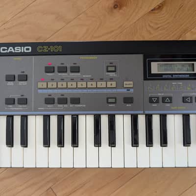 Casio CZ-101 49-Key Synthesizer 1985 - 1988 - Black