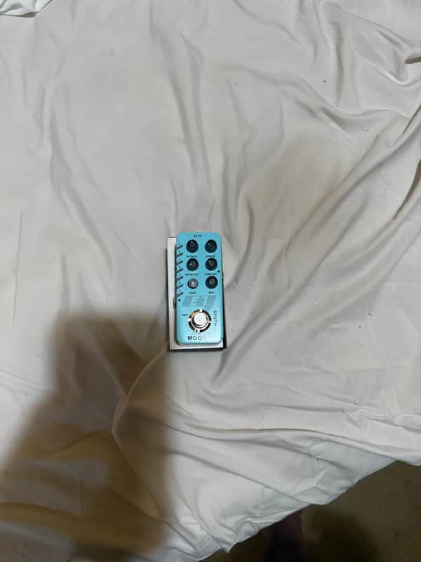 Mooer E7 Synth
