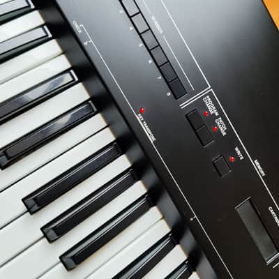 Roland MKB-200 61-Key MIDI Keyboard Controller for MKS-70 MKS-80 vintage gear collectable image 9