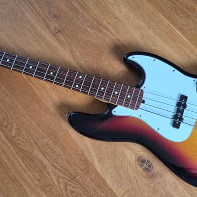 Fender Jazz 2004 - Sunburst image 11