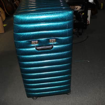 Kustom K150-6/1x15 Bass Combo with Blue Roll & Tuck on Wheels image 6