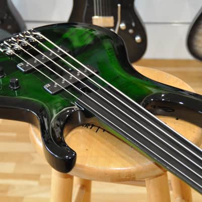 IBANEZ SDGB1 DMT Dark Moss Burst / 5-String Fretless / Steve Di Giorgio (Testament) Signature / SDGB1-DMT / I251007938 image 5