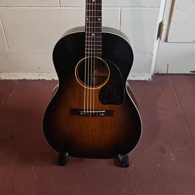 Gibson LG-2 1947 - Sunburst top, natural back & sides image 14
