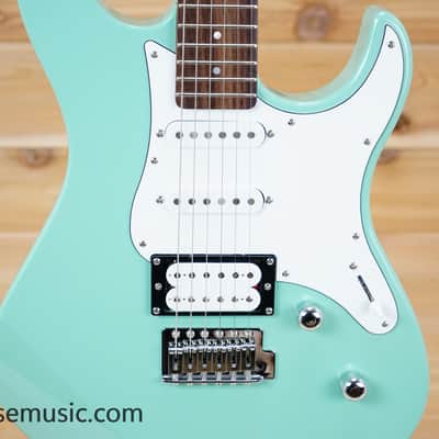 Yamaha PAC112V-SB Pacifica HSS with Rosewood Fretboard - Sonic Blue image 5