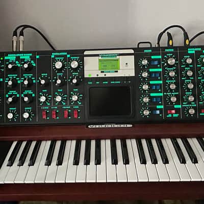 Moog Minimoog Voyager Select Series 44-Key Monophonic Synthesizer 2006 - 2013 - Mahogany Cabinet image 6