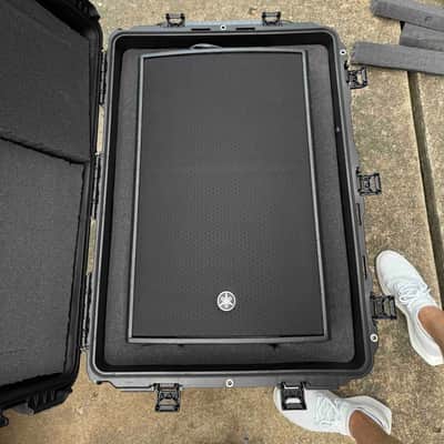 Yamaha DZR12 2000 Watt Speaker PAIR -- Only used ONCE image 7