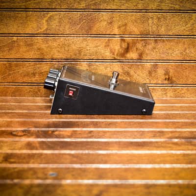 JHS Crimson Fuzz Pedal image 3