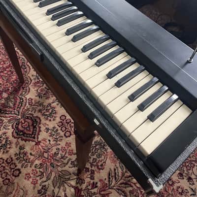 Roland Sh3 image 6
