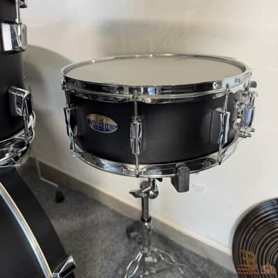 Pearl Decade Maple 22,10,12,16 + 14 Drum Kit image 3