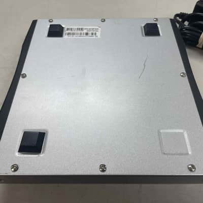 Phonic MM 1002a Mixer w/ power supply image 9