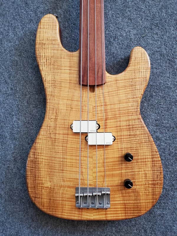 Tom Clement 4 String P-Bass Fretless Custom Made natural image 1