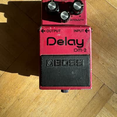 Boss DM-2 Delay Pedal | Reverb