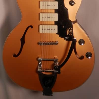 Guild Starfire I SC Jet90 Single Cut Semi-Hollow w/ Vibrato Tailpiece Satin Gold image 4