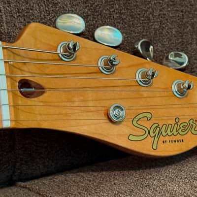 Squier FSR Classic Vibe '50s Telecaster with Maple Fretboard in Burgundy Mist - 2026 Model image 6