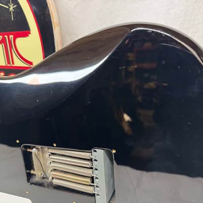 Fender ST-57 ST57 Stratocaster Guitar with Custom-ordered preamp - MIJ Made In Japan 1993 - 1994 - Black / Maple neck image 10