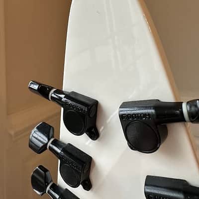 1985 Gibson Flying V - White image 10