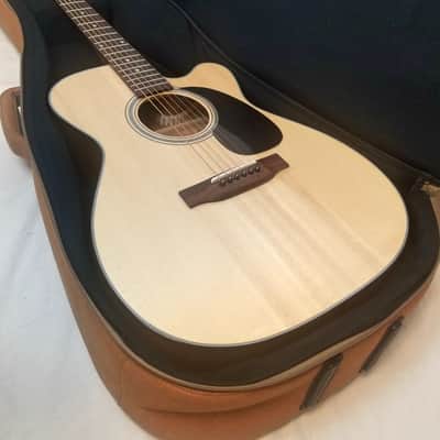 Blueridge BR-43CE Contemporary Series 000 Style Cutaway Acoustic-Electric Guitar image 3