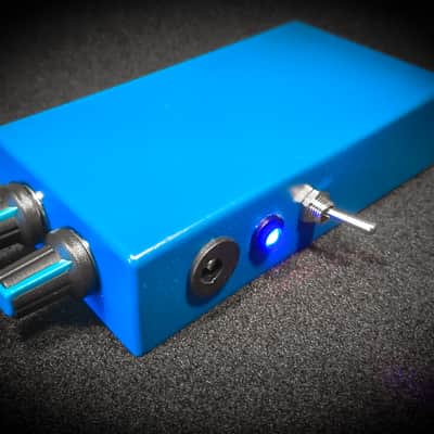 Rafferty HPF Pre 2 Bass Preamp / Adjustable High Pass Filter / Phase Switch Custom Color image 2