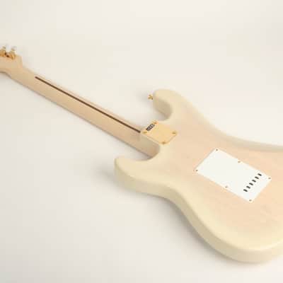 Fender Richie Kotzen Stratocaster Maple Fingerboard Transparent White Burst JD25016084 image 8