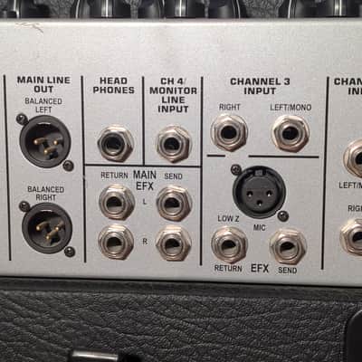Peavey KB 4 15" Keyboard Amplifier image 7