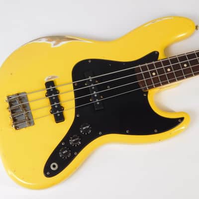 2025 Del Toro Josefa Bass - Stinger Yellow image 4