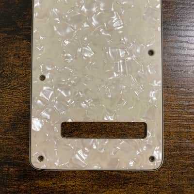 Fender Stratocaster Backplate Aged White Pearl