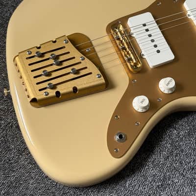 Hardtail Behind Bridge Tuner for Jazzmaster and Jaguar Guitars - Gold Anodized image 7